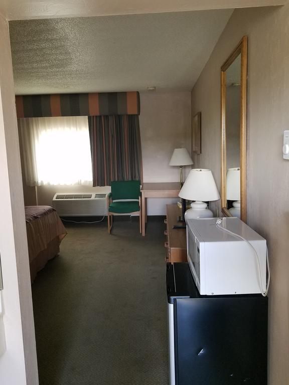 Road Runner Lodge Кортес Экстерьер фото