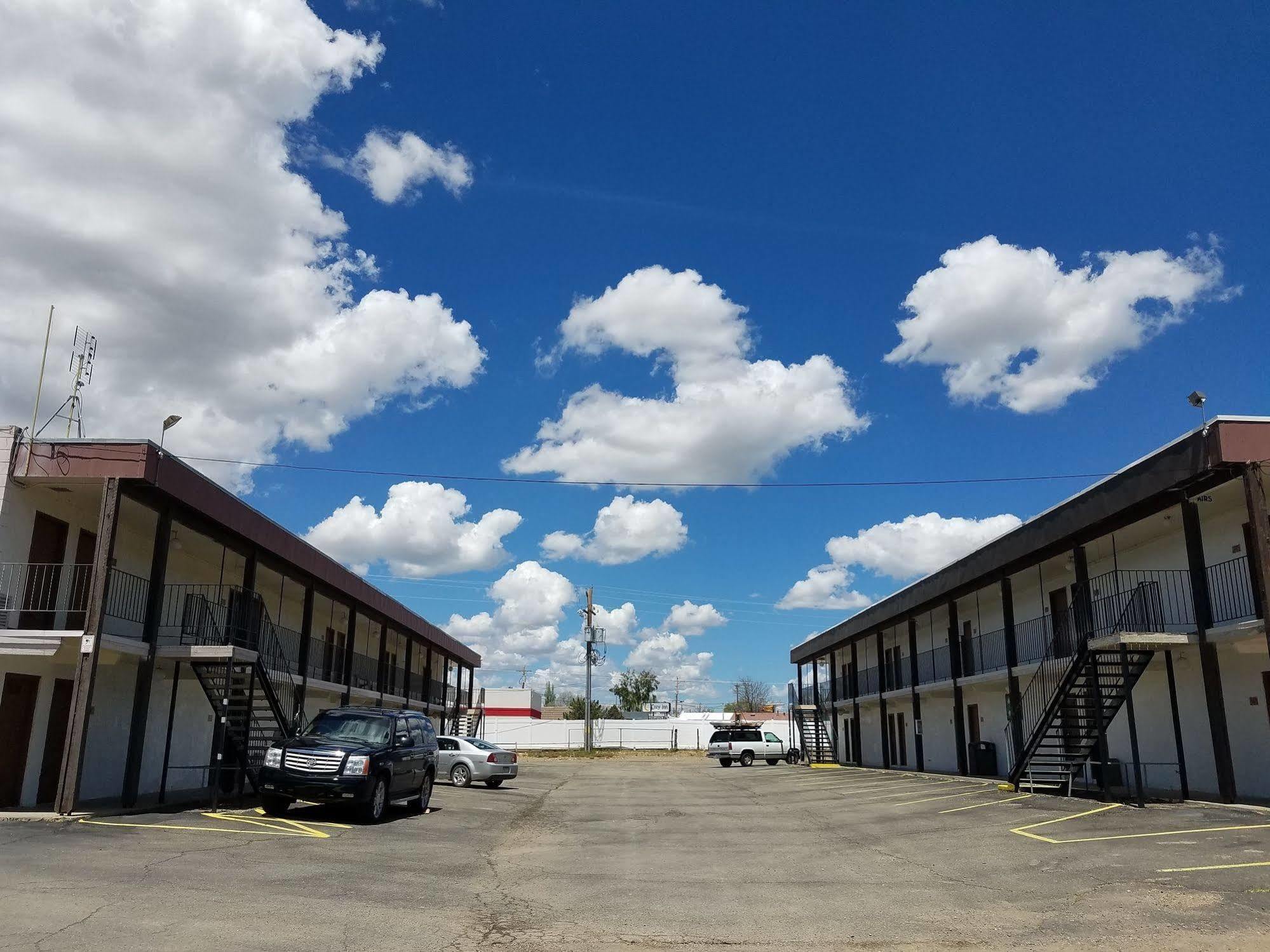 Road Runner Lodge Кортес Экстерьер фото