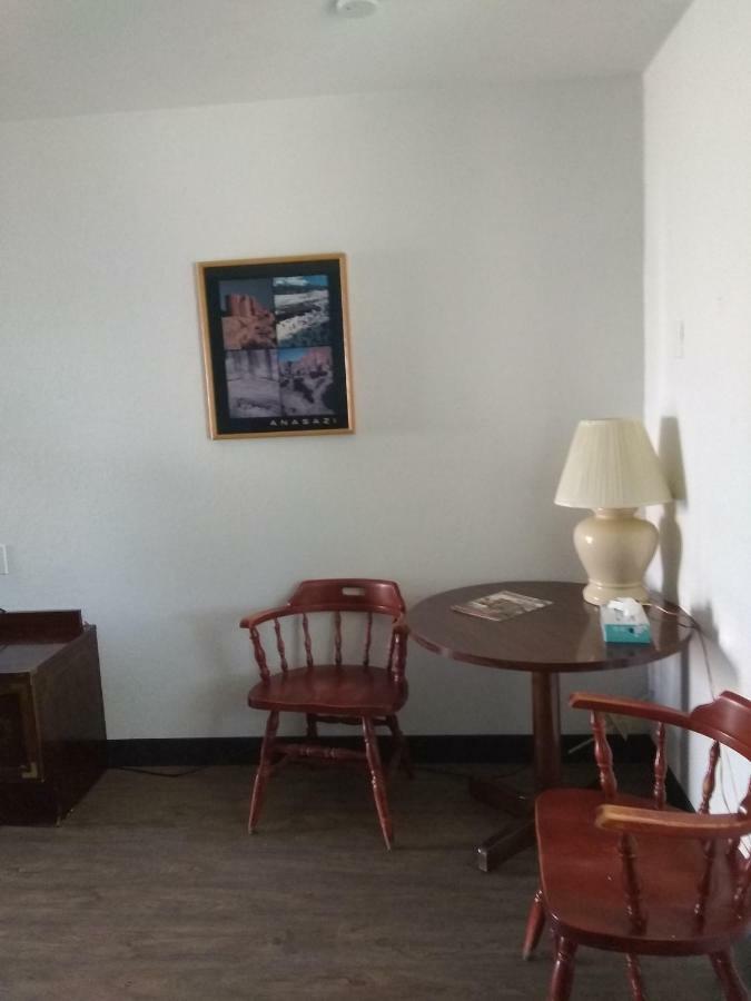 Road Runner Lodge Кортес Номер фото